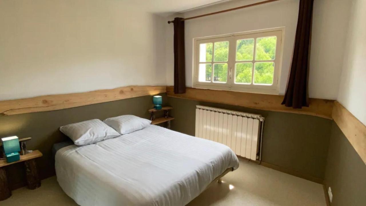 Appartement Aux Sources De La Chabanne Saint-Hilaire-les-Courbes Bagian luar foto